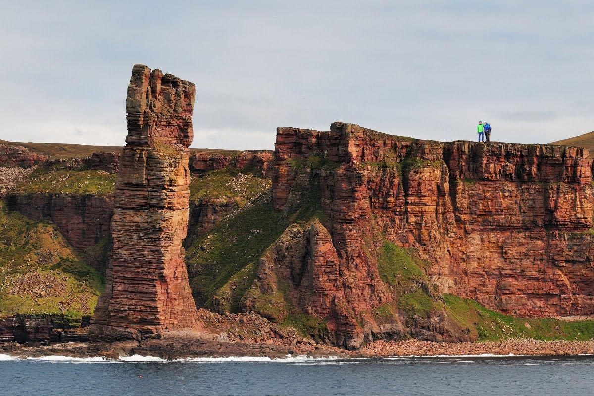 Outdoor Gear l Hiking Gear I iZarin