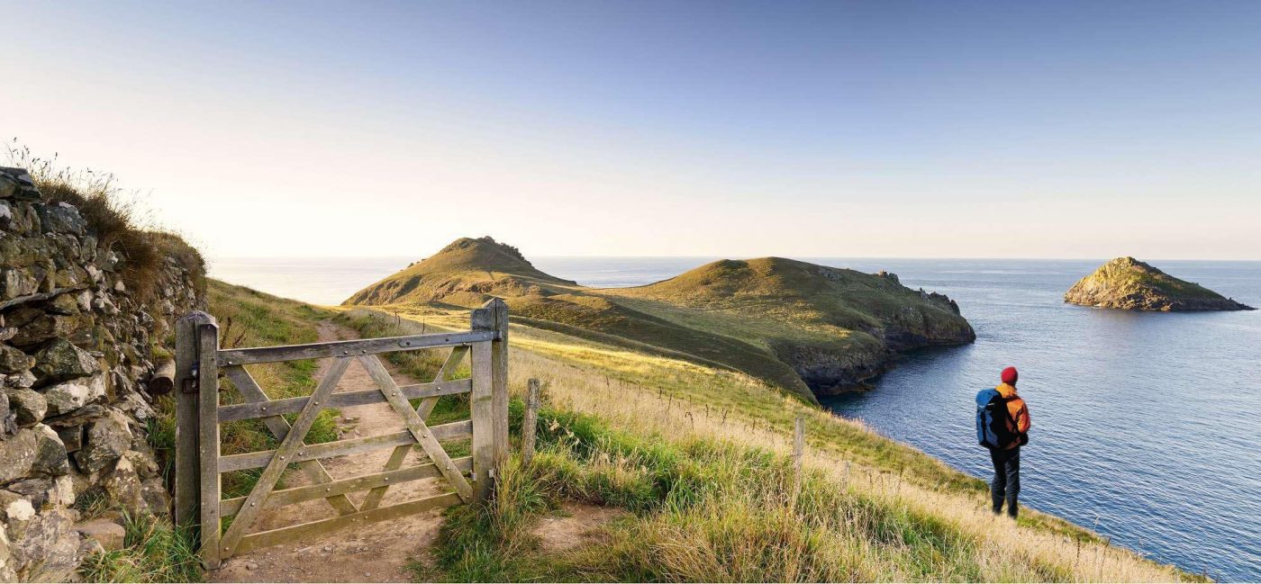 Outdoor Gear l Hiking Gear I iZarin